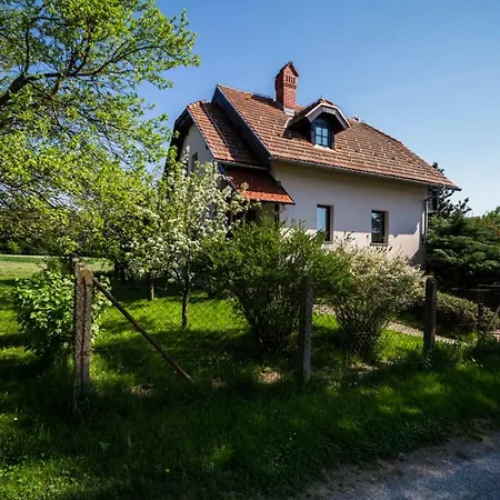 D&j House